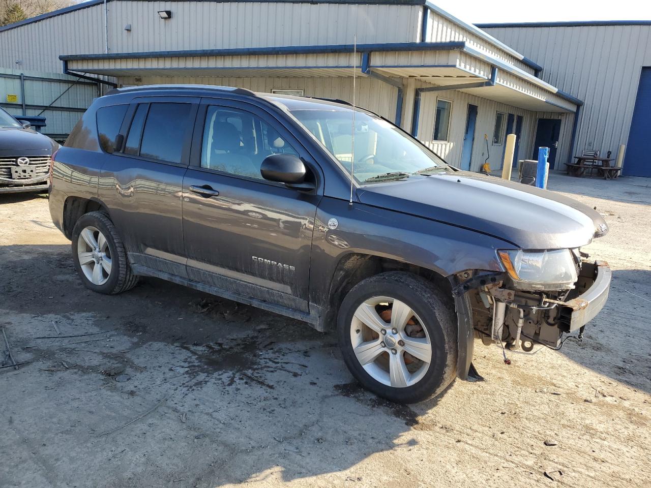 Photo 3 VIN: 1C4NJDBBXGD535719 - JEEP COMPASS 