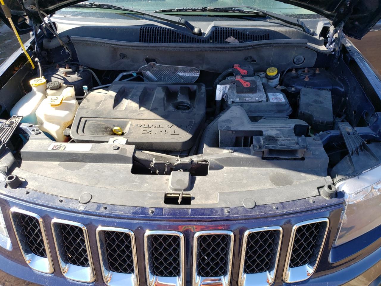 Photo 11 VIN: 1C4NJDBBXGD617529 - JEEP COMPASS 