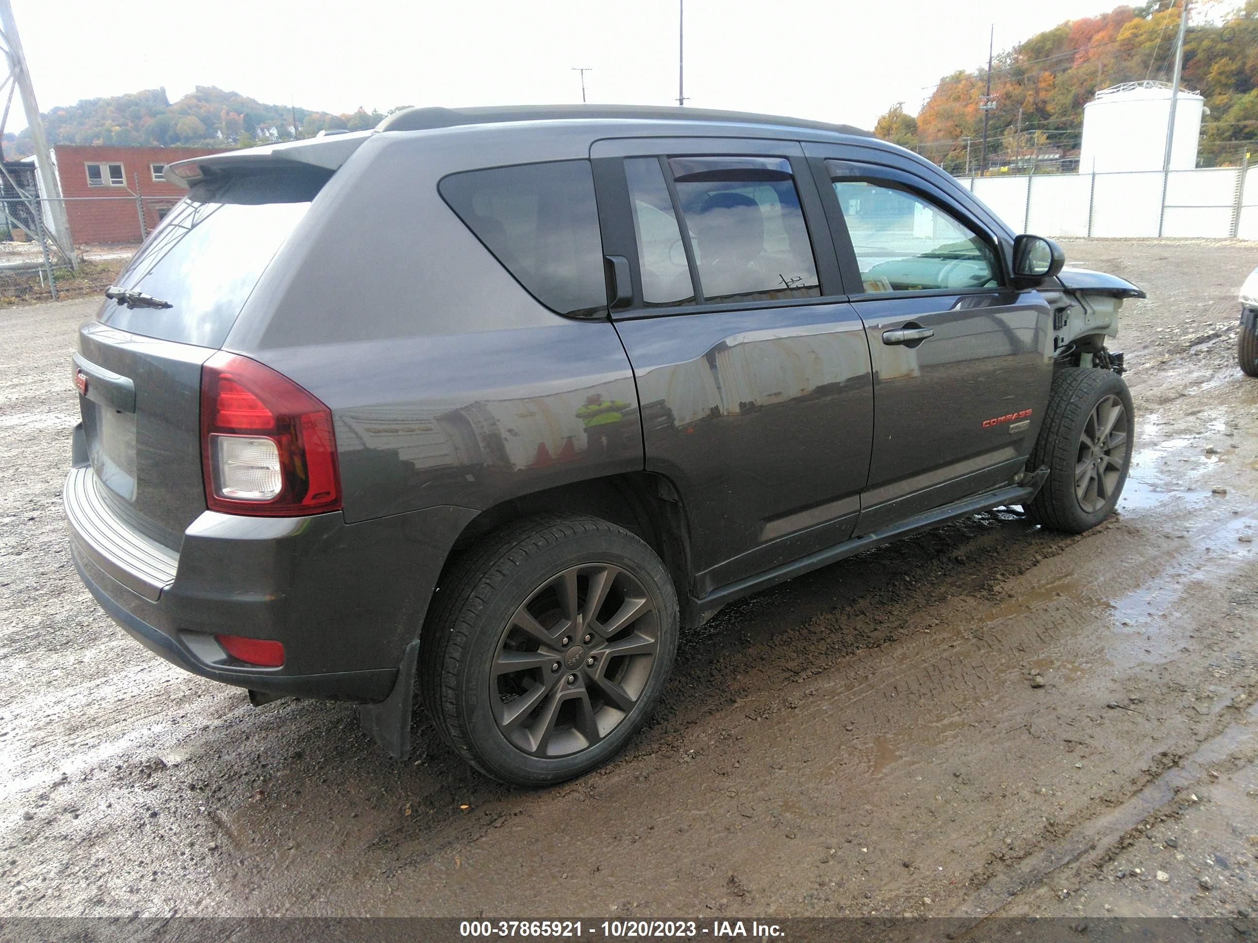 Photo 3 VIN: 1C4NJDBBXGD707604 - JEEP COMPASS 