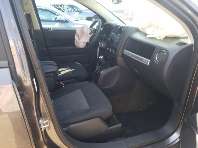 Photo 4 VIN: 1C4NJDBBXGD713175 - JEEP COMPASS 