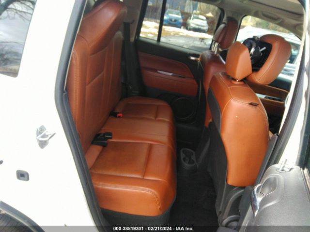 Photo 7 VIN: 1C4NJDCB0ED620063 - JEEP COMPASS 