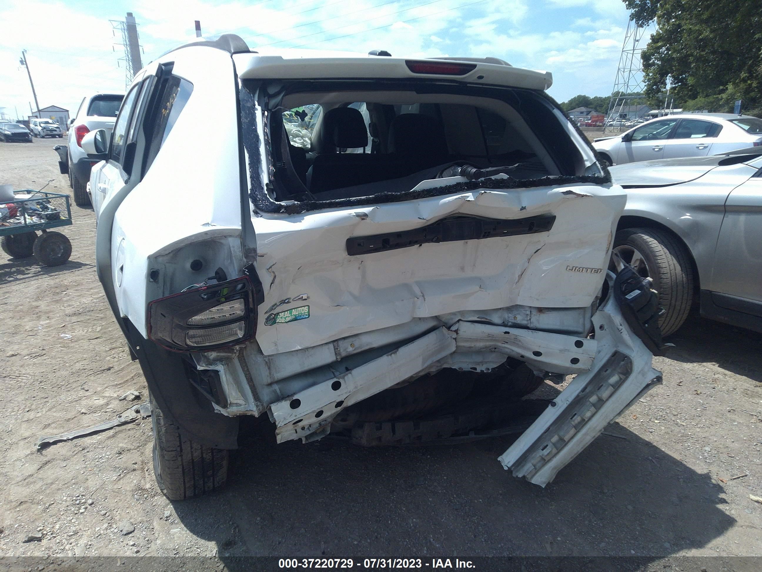 Photo 5 VIN: 1C4NJDCB1ED751826 - JEEP COMPASS 