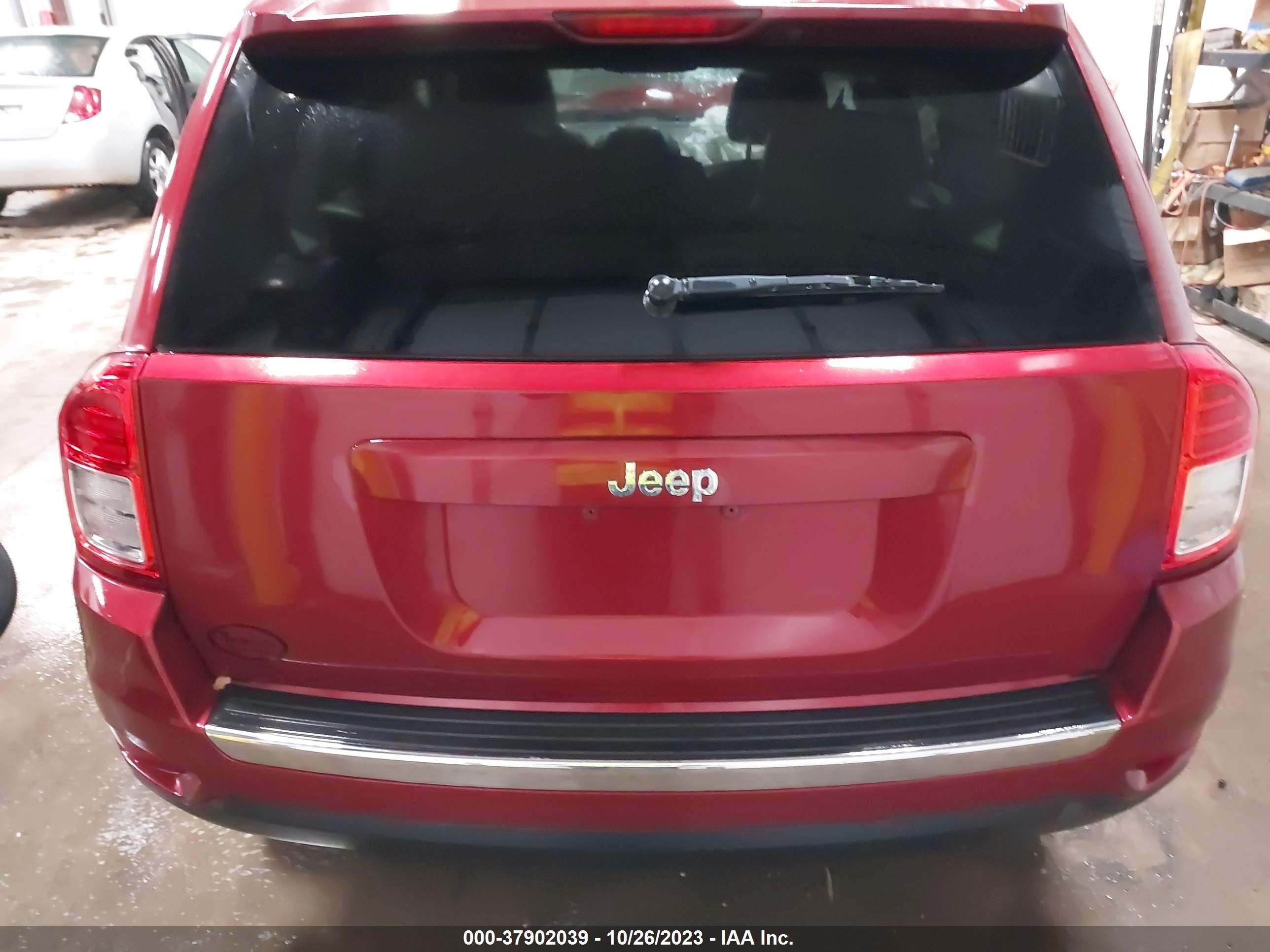 Photo 15 VIN: 1C4NJDCB3CD524232 - JEEP COMPASS 