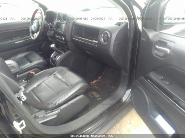 Photo 4 VIN: 1C4NJDCB3CD667195 - JEEP COMPASS 