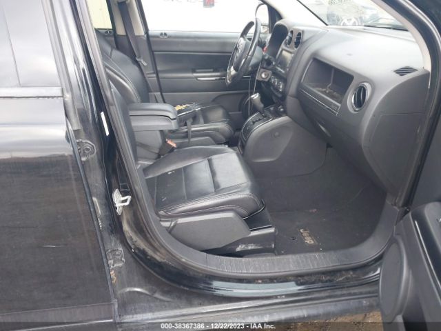 Photo 4 VIN: 1C4NJDCB5CD578342 - JEEP COMPASS 