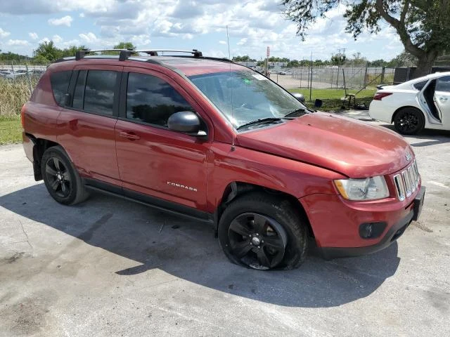 Photo 3 VIN: 1C4NJDCB6CD525570 - JEEP COMPASS LI 