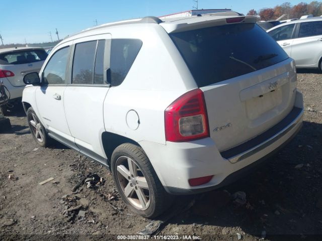 Photo 2 VIN: 1C4NJDCB8CD624875 - JEEP COMPASS 