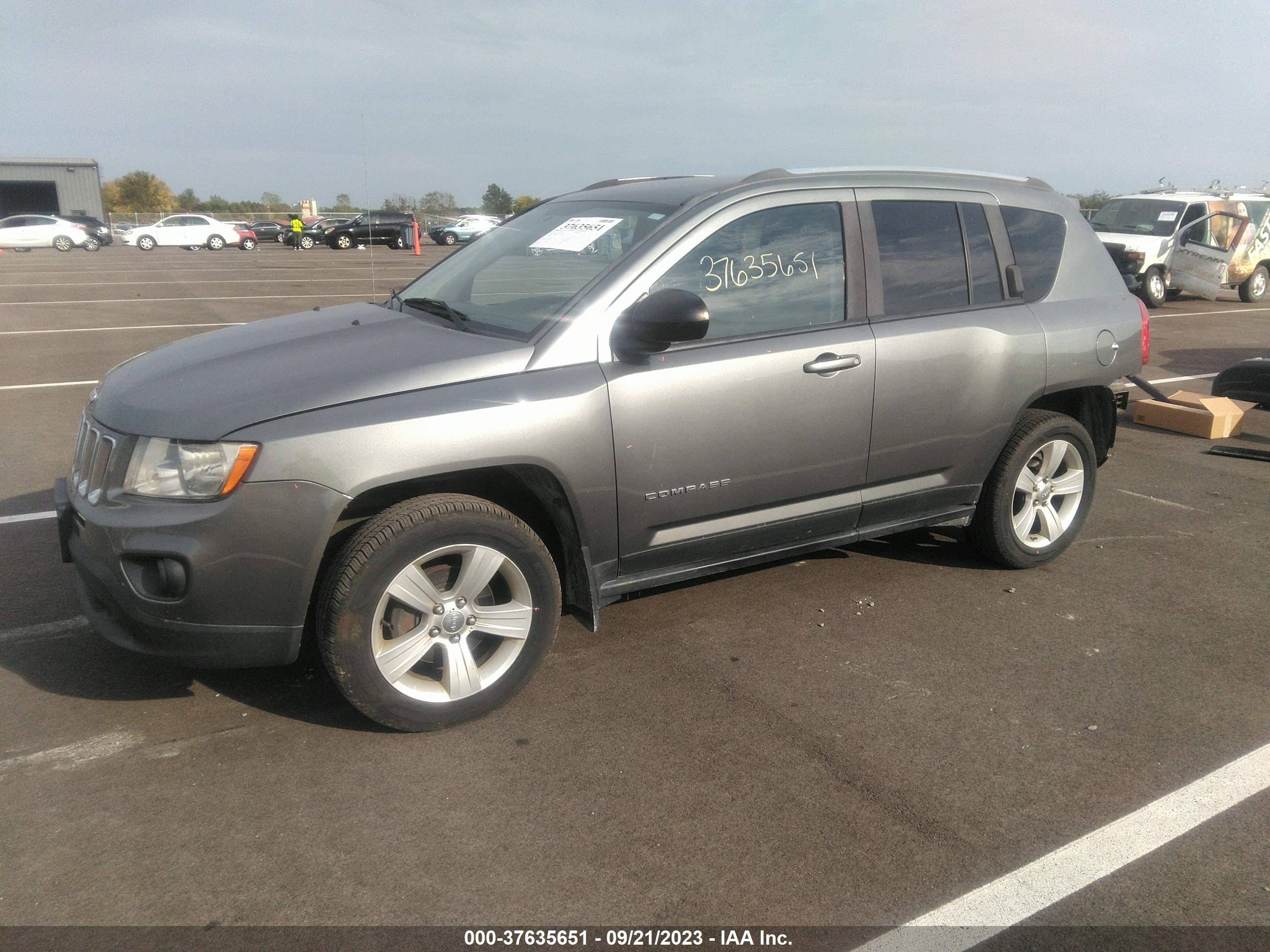 Photo 1 VIN: 1C4NJDEB0CD675283 - JEEP COMPASS 