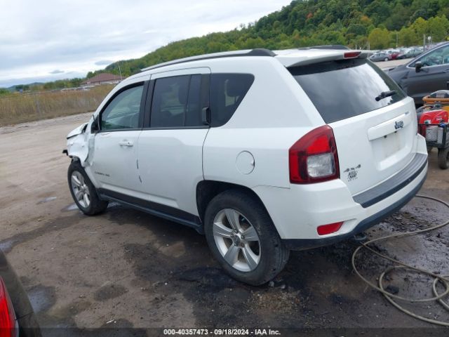 Photo 2 VIN: 1C4NJDEB0FD197368 - JEEP COMPASS 