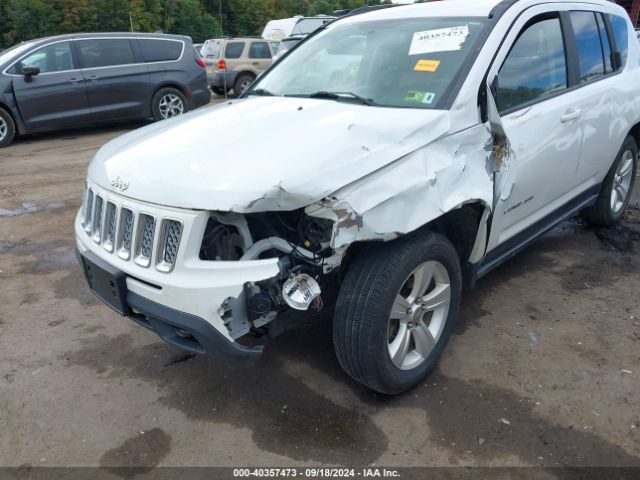 Photo 5 VIN: 1C4NJDEB0FD197368 - JEEP COMPASS 