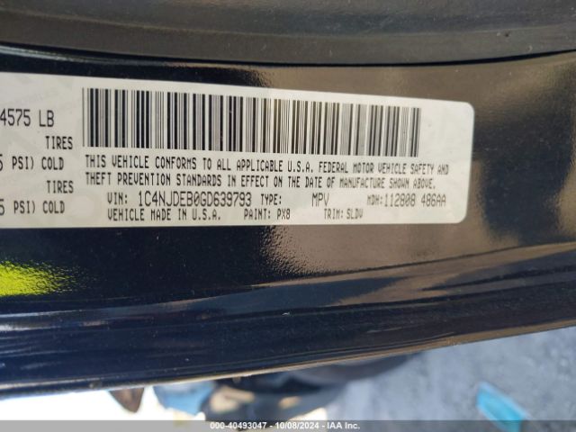 Photo 8 VIN: 1C4NJDEB0GD639793 - JEEP COMPASS 