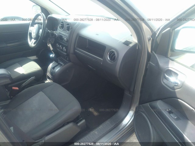 Photo 4 VIN: 1C4NJDEB1CD559901 - JEEP COMPASS 