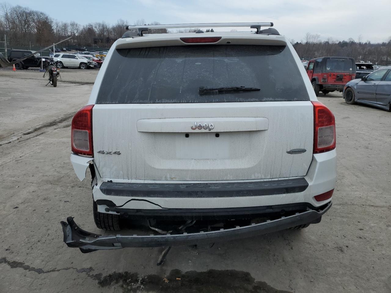 Photo 5 VIN: 1C4NJDEB1CD658203 - JEEP COMPASS 