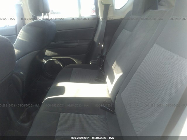 Photo 7 VIN: 1C4NJDEB1DD222016 - JEEP COMPASS 