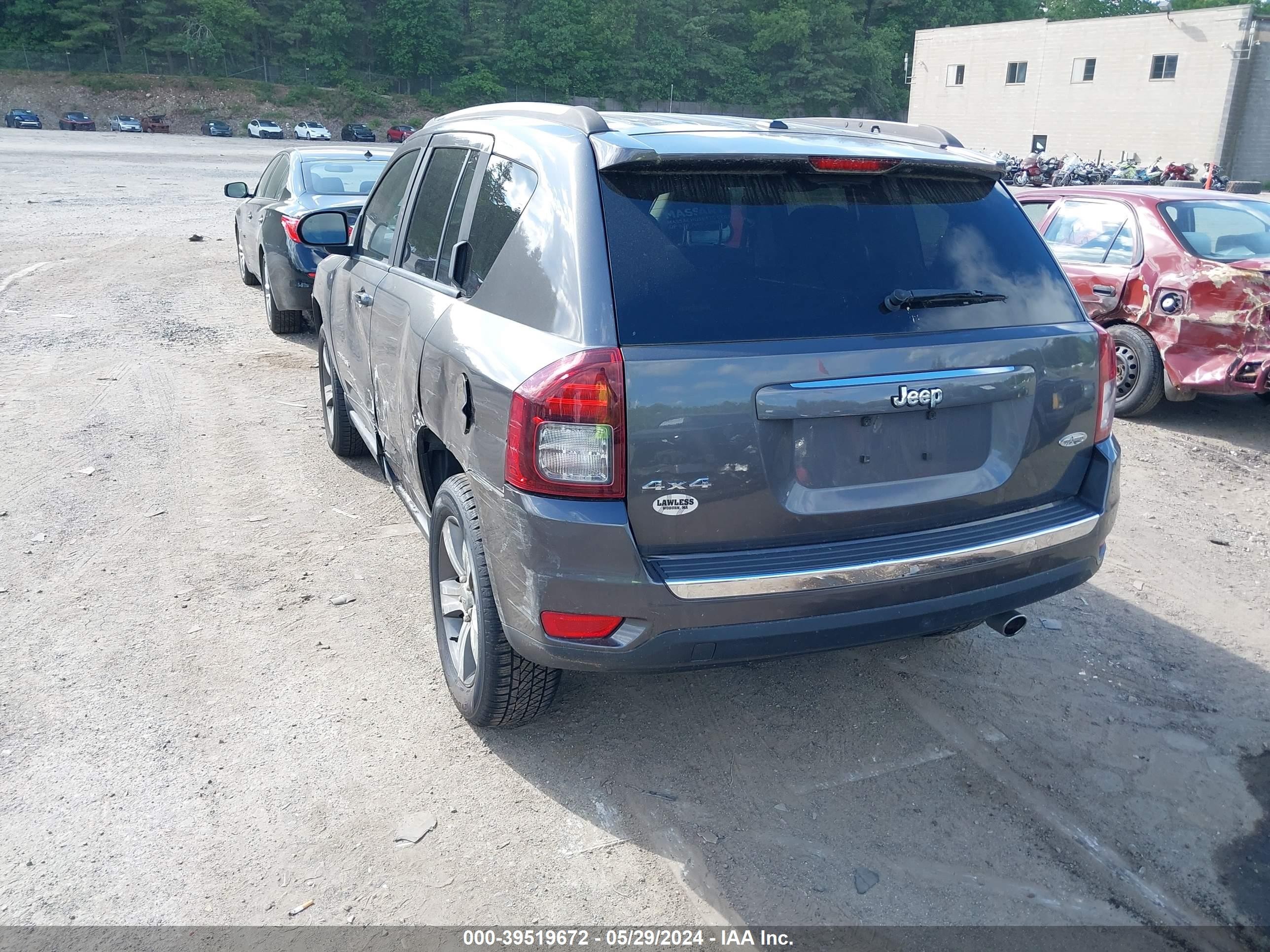 Photo 2 VIN: 1C4NJDEB1GD769016 - JEEP COMPASS 