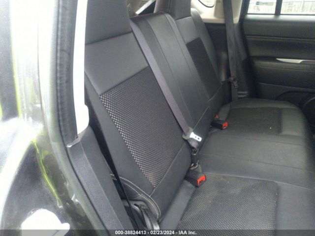 Photo 7 VIN: 1C4NJDEB1HD107373 - JEEP COMPASS 