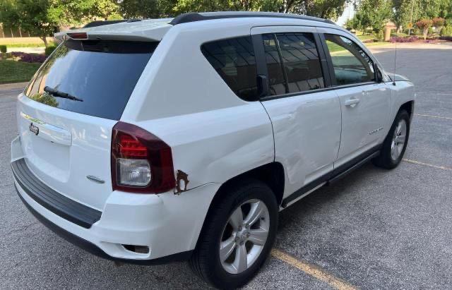 Photo 3 VIN: 1C4NJDEB2HD162303 - JEEP COMPASS LA 