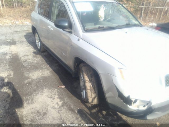 Photo 5 VIN: 1C4NJDEB3CD616387 - JEEP COMPASS 