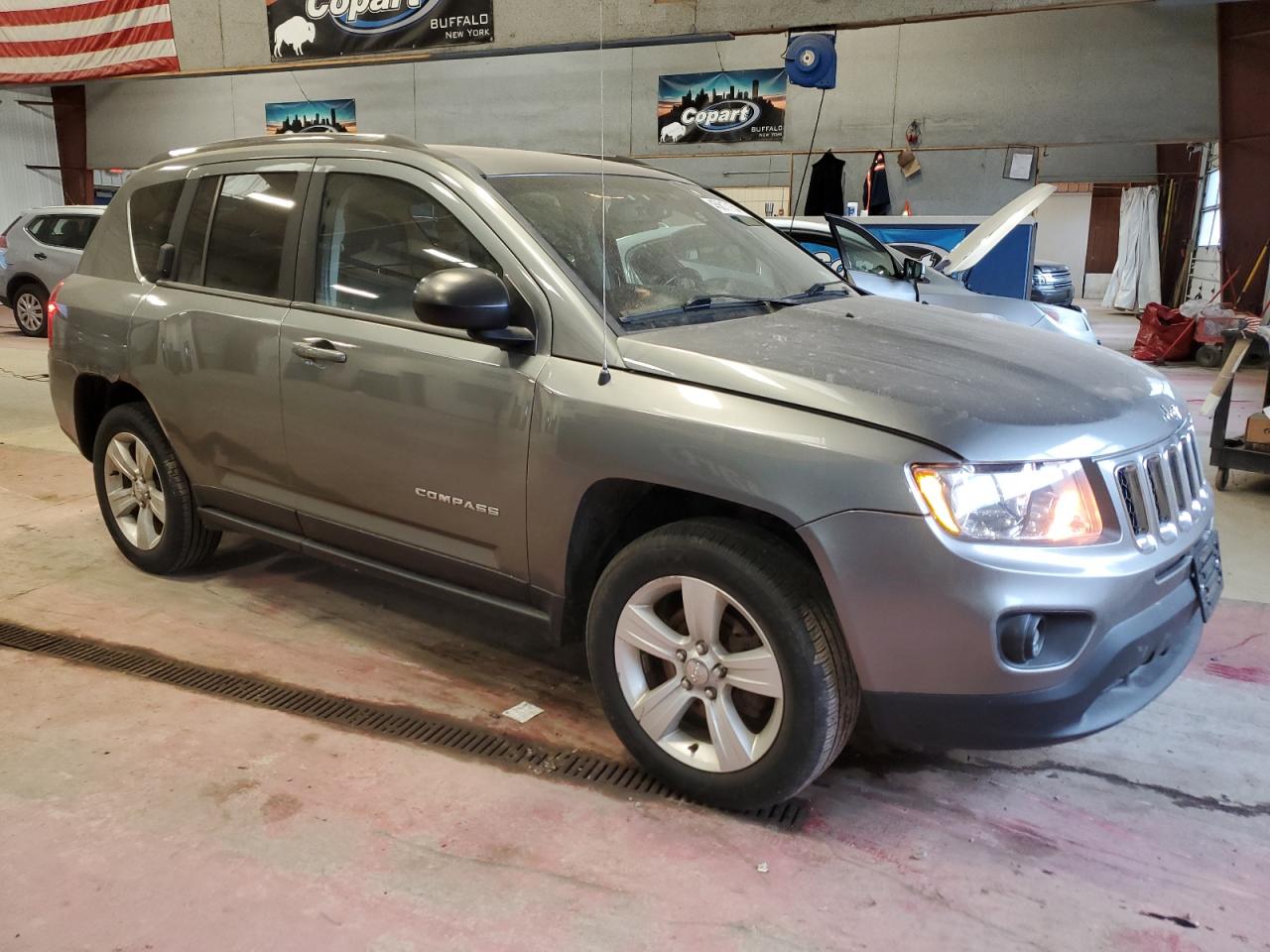 Photo 3 VIN: 1C4NJDEB3DD207792 - JEEP COMPASS 