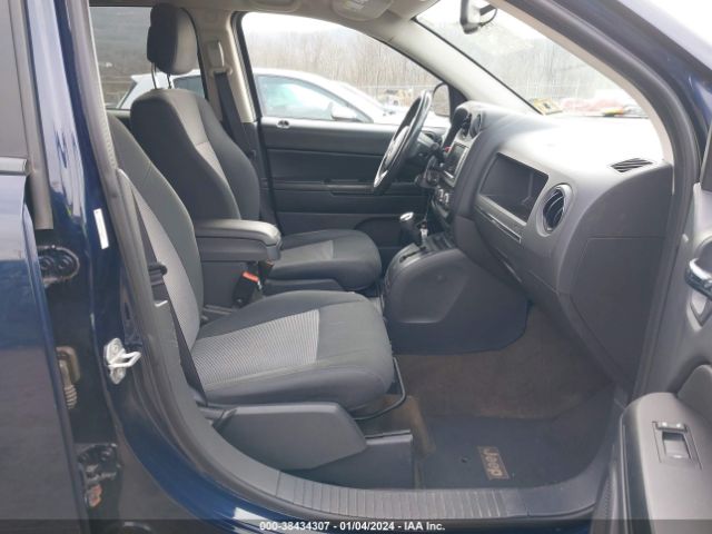 Photo 4 VIN: 1C4NJDEB3DD222213 - JEEP COMPASS 