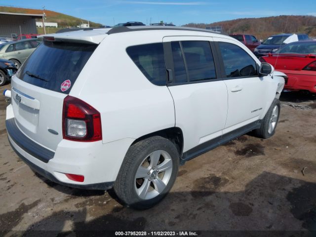 Photo 3 VIN: 1C4NJDEB3GD687112 - JEEP COMPASS 