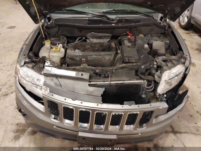 Photo 9 VIN: 1C4NJDEB4DD114764 - JEEP COMPASS 