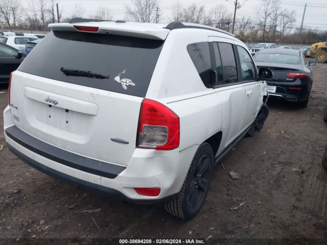 Photo 3 VIN: 1C4NJDEB4DD164354 - JEEP COMPASS 