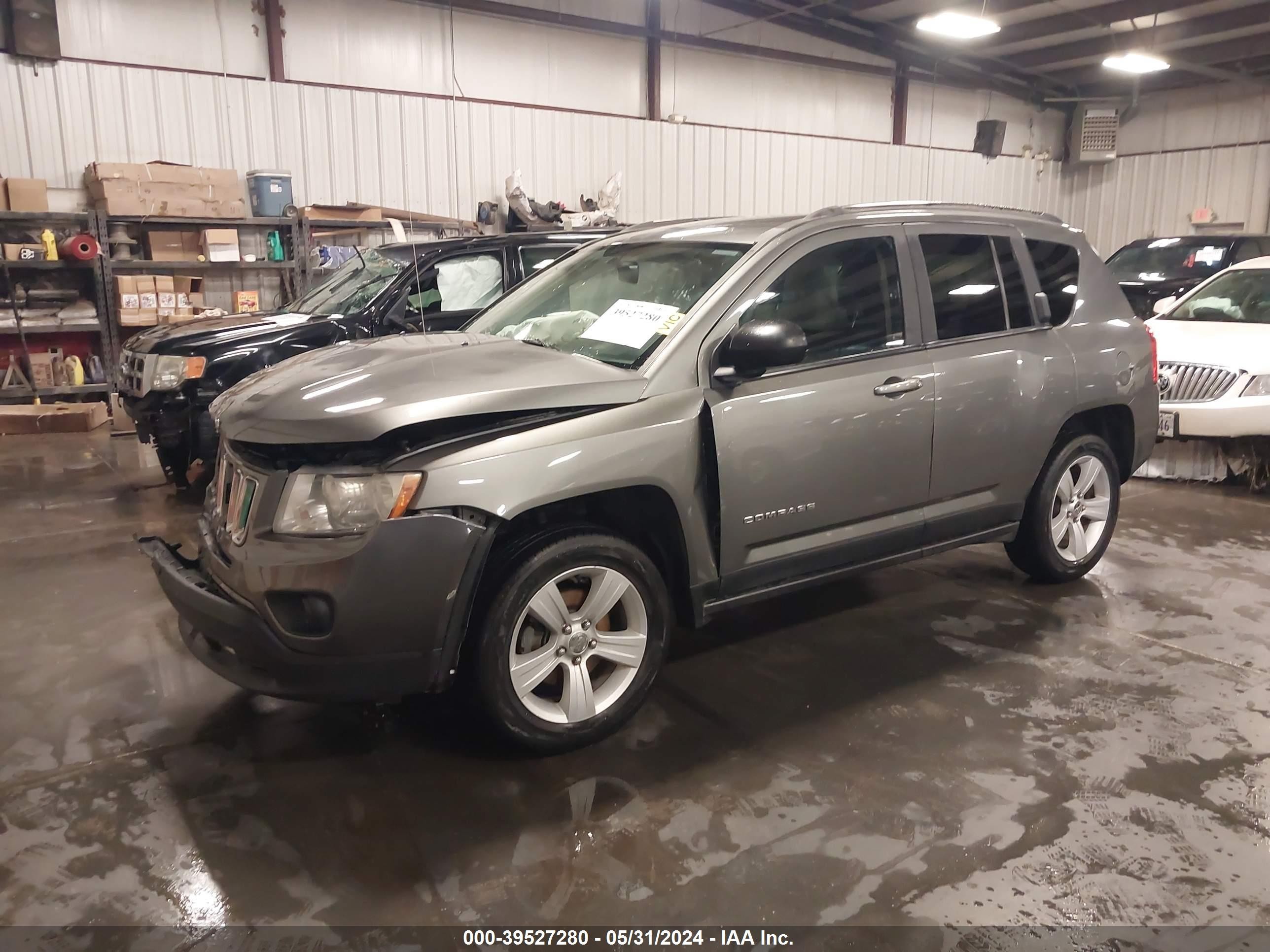 Photo 1 VIN: 1C4NJDEB4DD207557 - JEEP COMPASS 