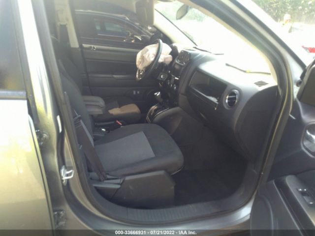 Photo 4 VIN: 1C4NJDEB4DD234743 - JEEP COMPASS 