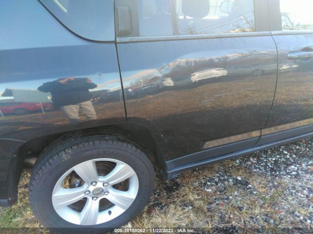 Photo 5 VIN: 1C4NJDEB4ED530475 - JEEP COMPASS 