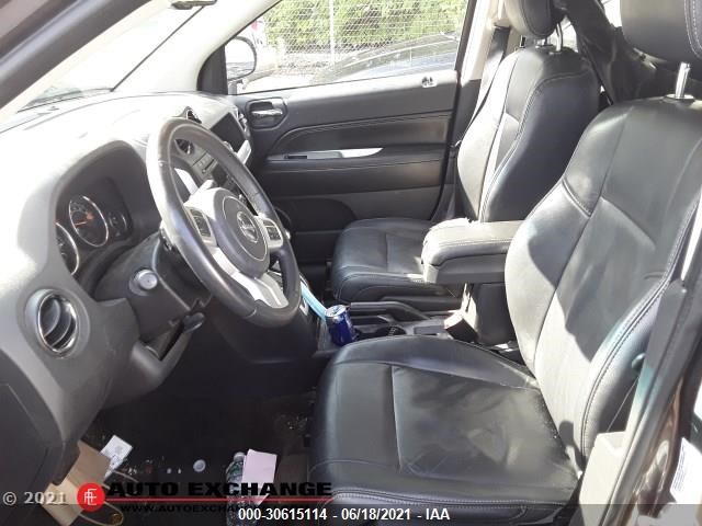 Photo 9 VIN: 1C4NJDEB4GD724703 - JEEP COMPASS 