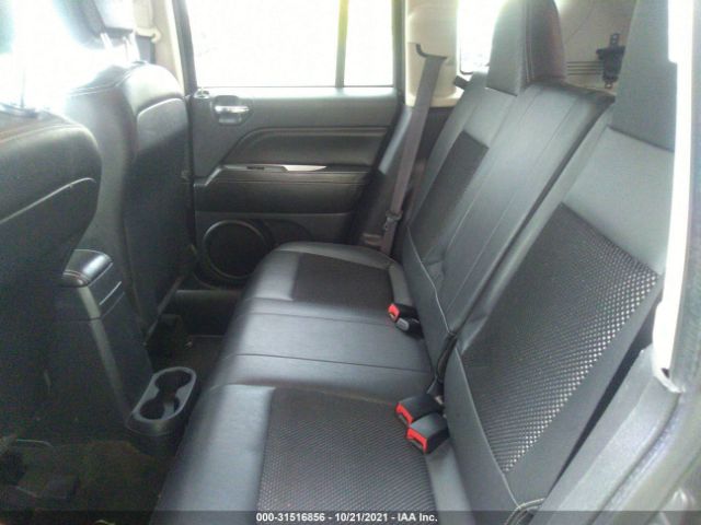 Photo 7 VIN: 1C4NJDEB4GD758866 - JEEP COMPASS 