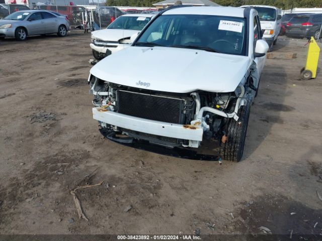 Photo 5 VIN: 1C4NJDEB5ED788570 - JEEP COMPASS 