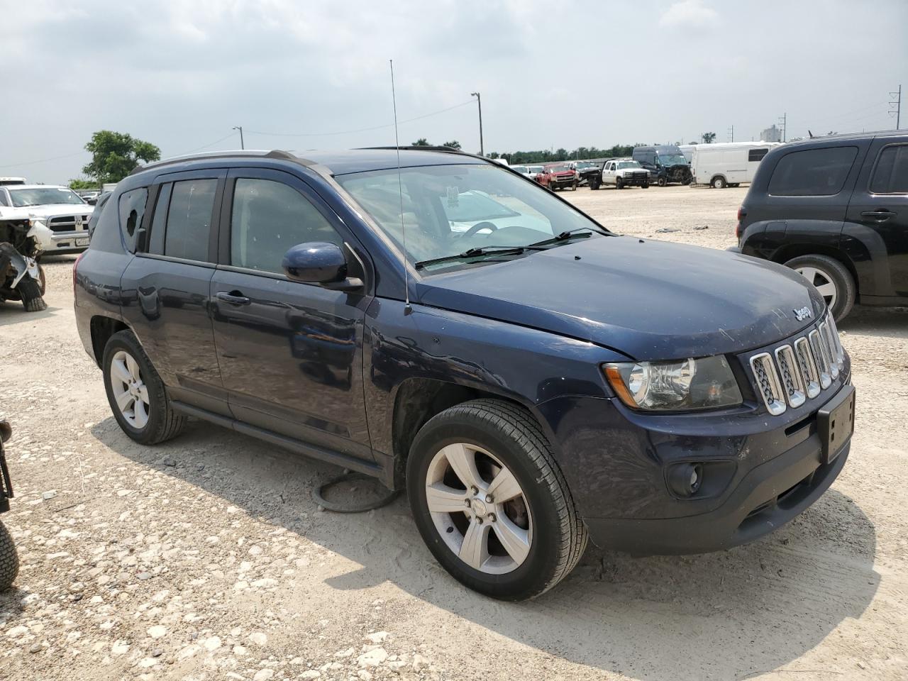 Photo 3 VIN: 1C4NJDEB5GD673437 - JEEP COMPASS 