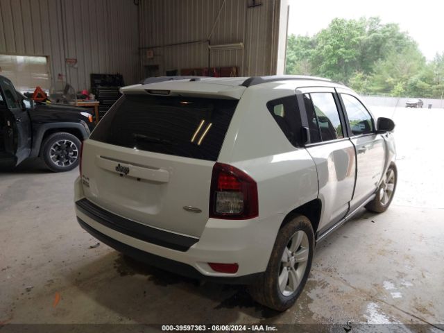 Photo 3 VIN: 1C4NJDEB5GD685670 - JEEP COMPASS 