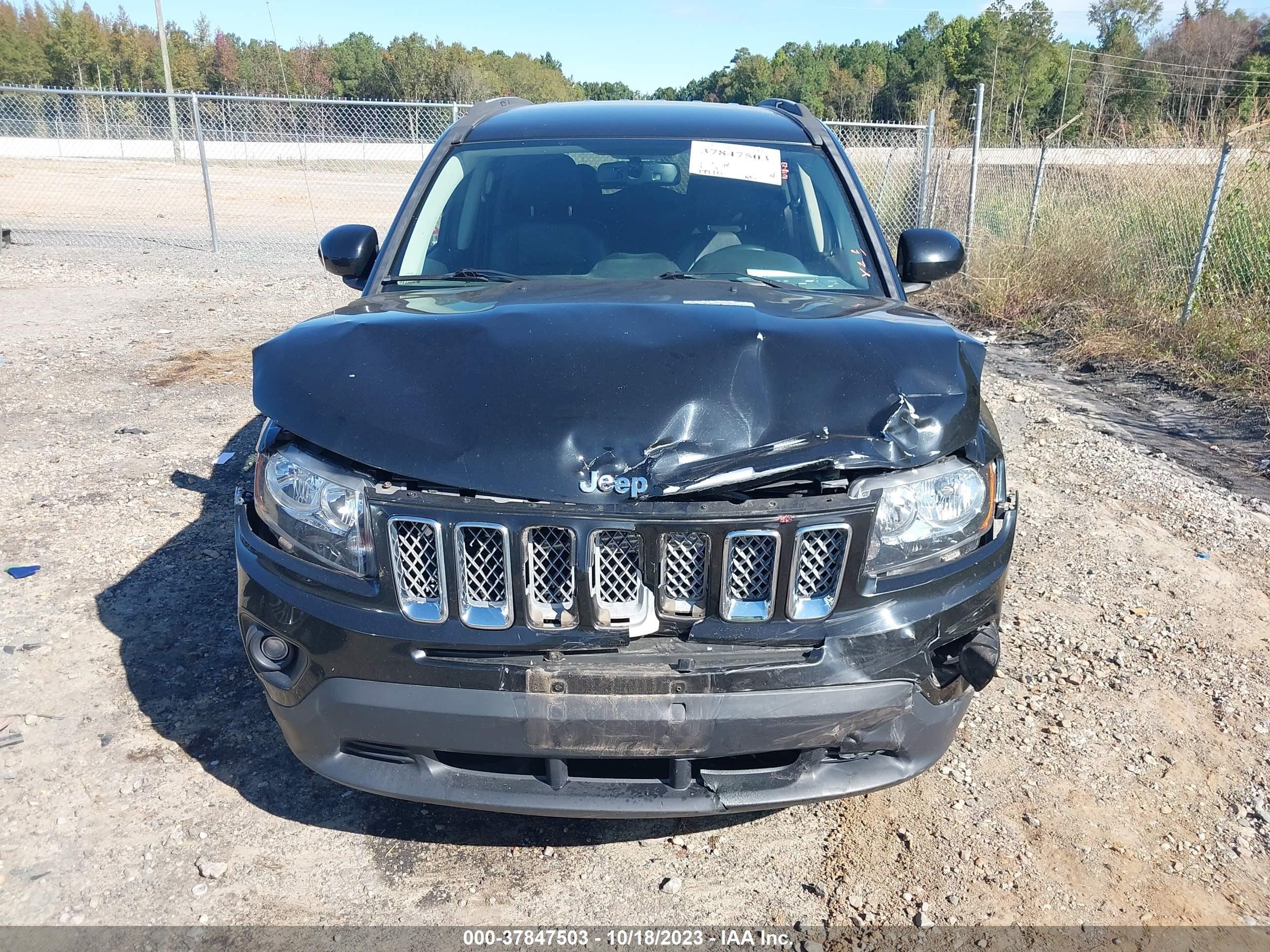 Photo 11 VIN: 1C4NJDEB5GD780889 - JEEP COMPASS 