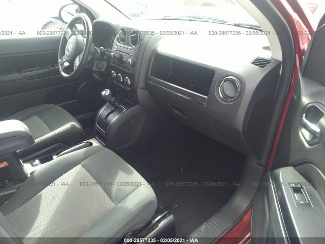 Photo 4 VIN: 1C4NJDEB6CD530412 - JEEP COMPASS 