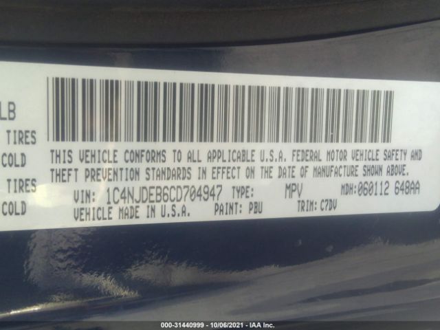 Photo 8 VIN: 1C4NJDEB6CD704947 - JEEP COMPASS 