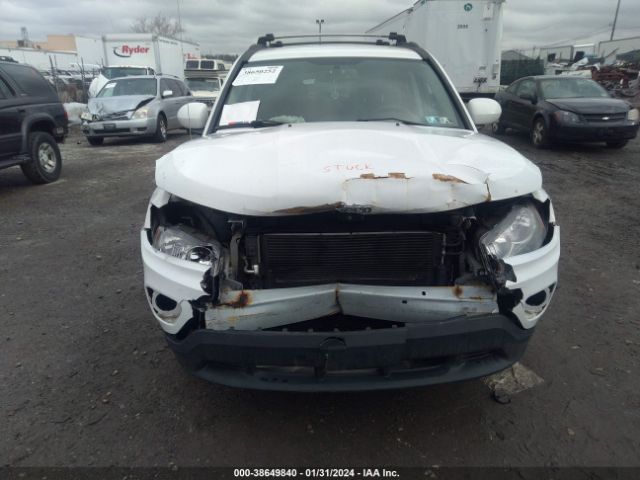 Photo 5 VIN: 1C4NJDEB6ED644820 - JEEP COMPASS 