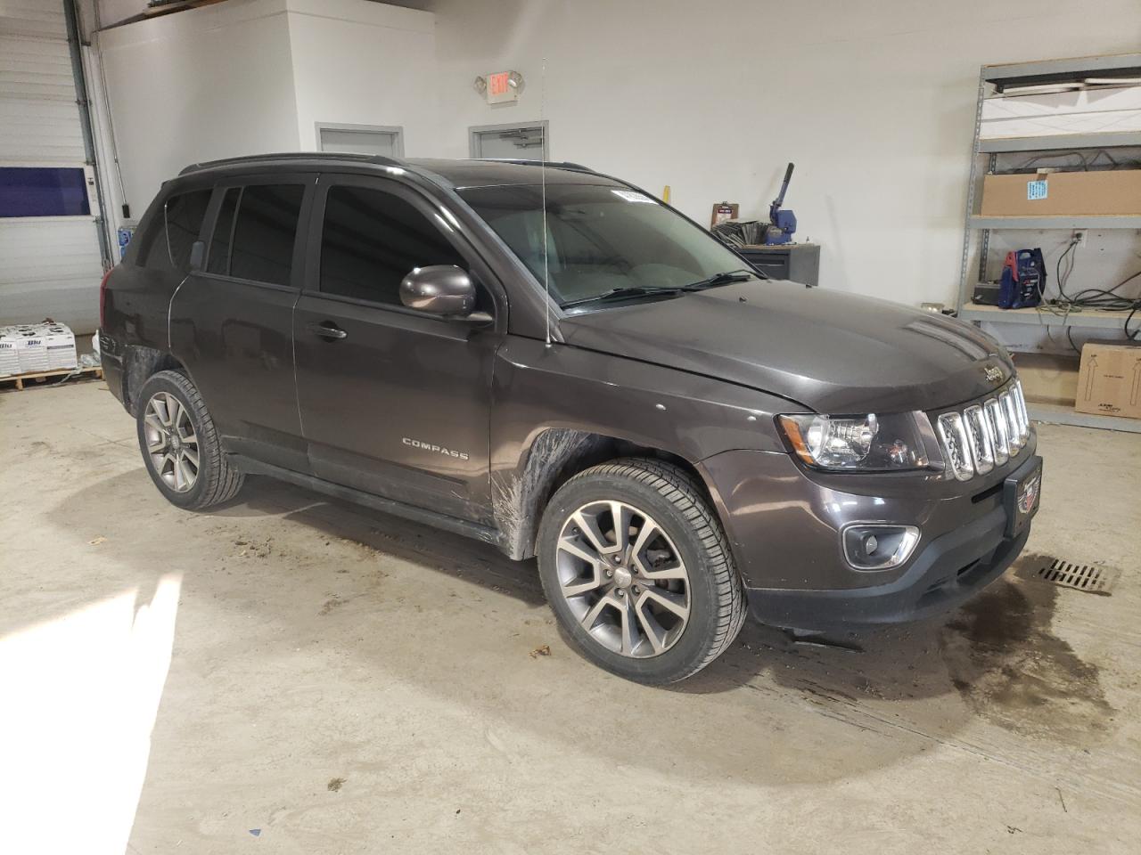 Photo 3 VIN: 1C4NJDEB6GD598800 - JEEP COMPASS 