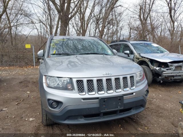 Photo 5 VIN: 1C4NJDEB6GD781338 - JEEP COMPASS 