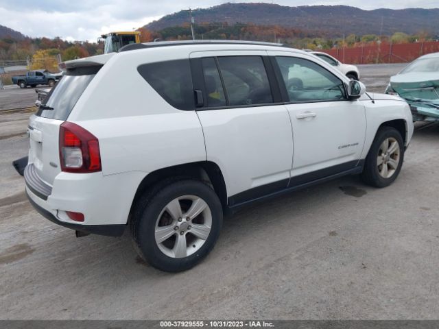 Photo 3 VIN: 1C4NJDEB6GD810451 - JEEP COMPASS 