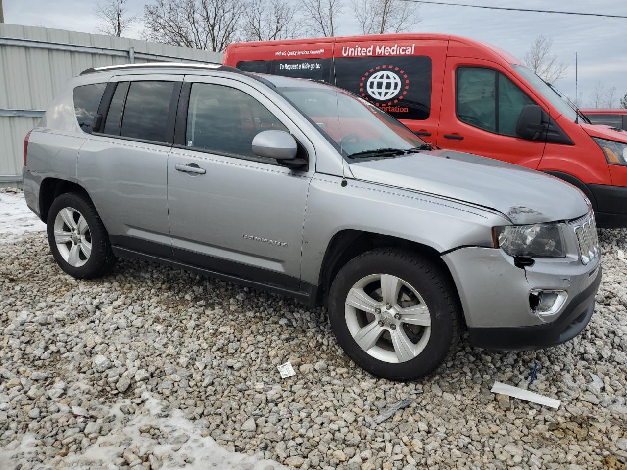 Photo 3 VIN: 1C4NJDEB7FD395798 - JEEP COMPASS 