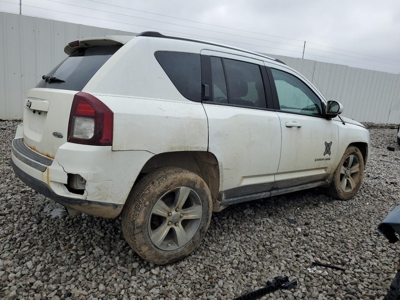 Photo 2 VIN: 1C4NJDEB7GD707345 - JEEP COMPASS 