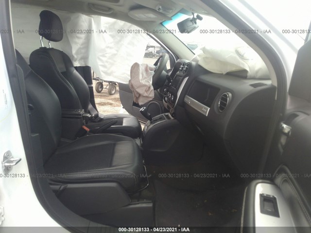 Photo 4 VIN: 1C4NJDEB7GD802763 - JEEP COMPASS 