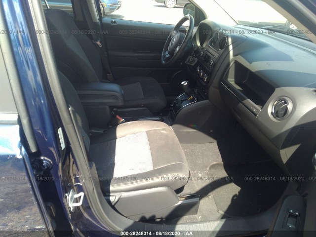 Photo 4 VIN: 1C4NJDEB8CD633590 - JEEP COMPASS 