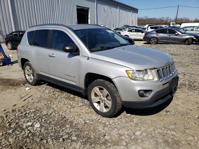 Photo 3 VIN: 1C4NJDEB8DD207657 - JEEP COMPASS 