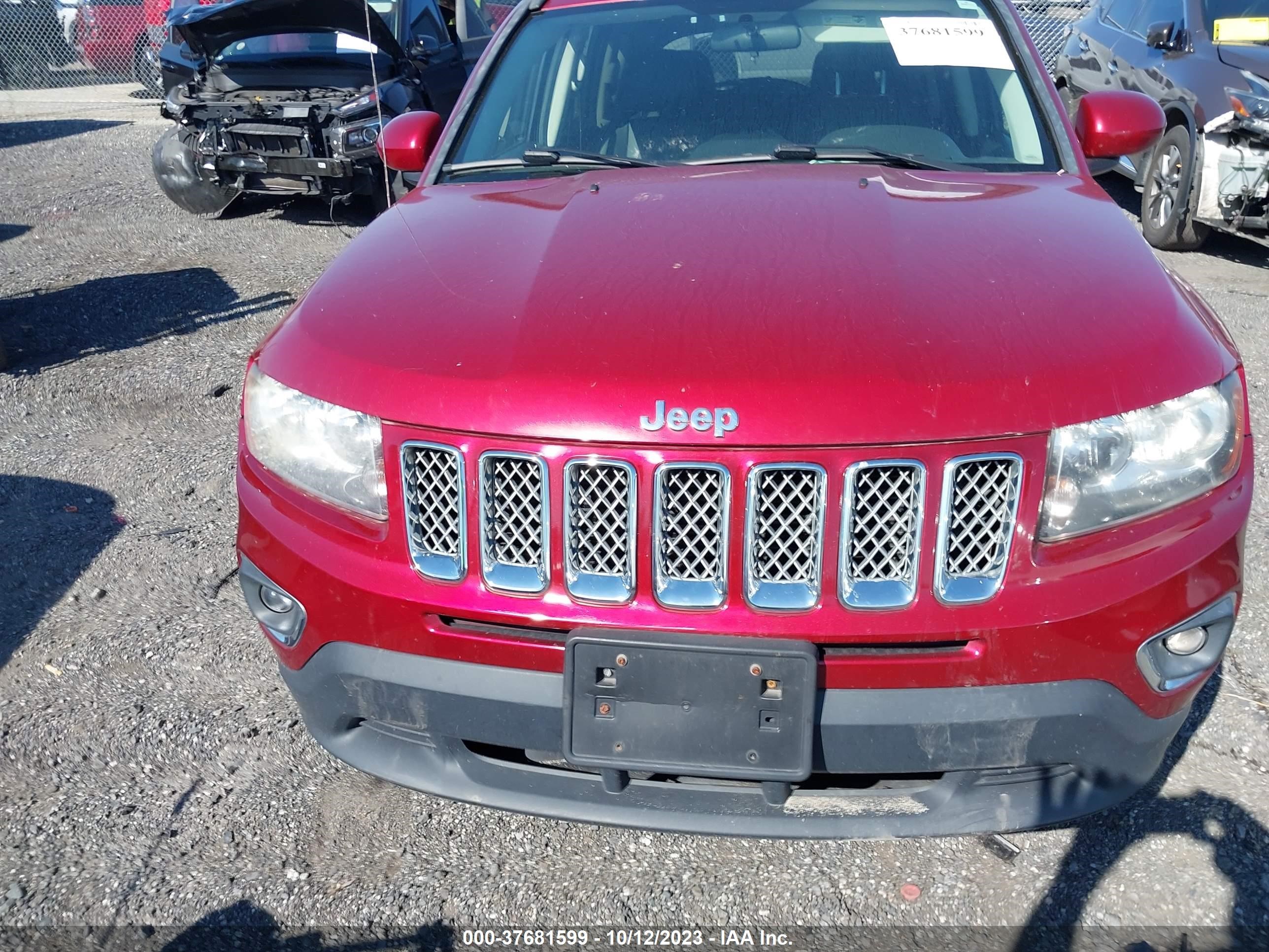 Photo 11 VIN: 1C4NJDEB8FD340695 - JEEP COMPASS 