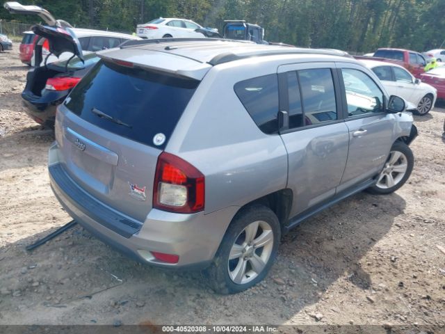 Photo 3 VIN: 1C4NJDEB8GD617332 - JEEP COMPASS 