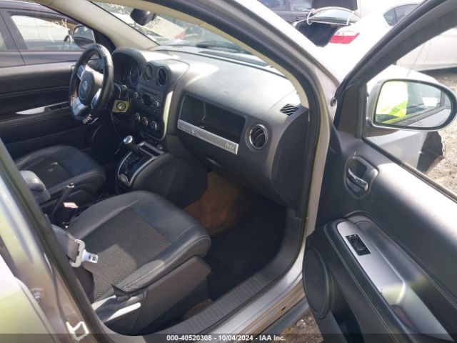 Photo 4 VIN: 1C4NJDEB8GD617332 - JEEP COMPASS 